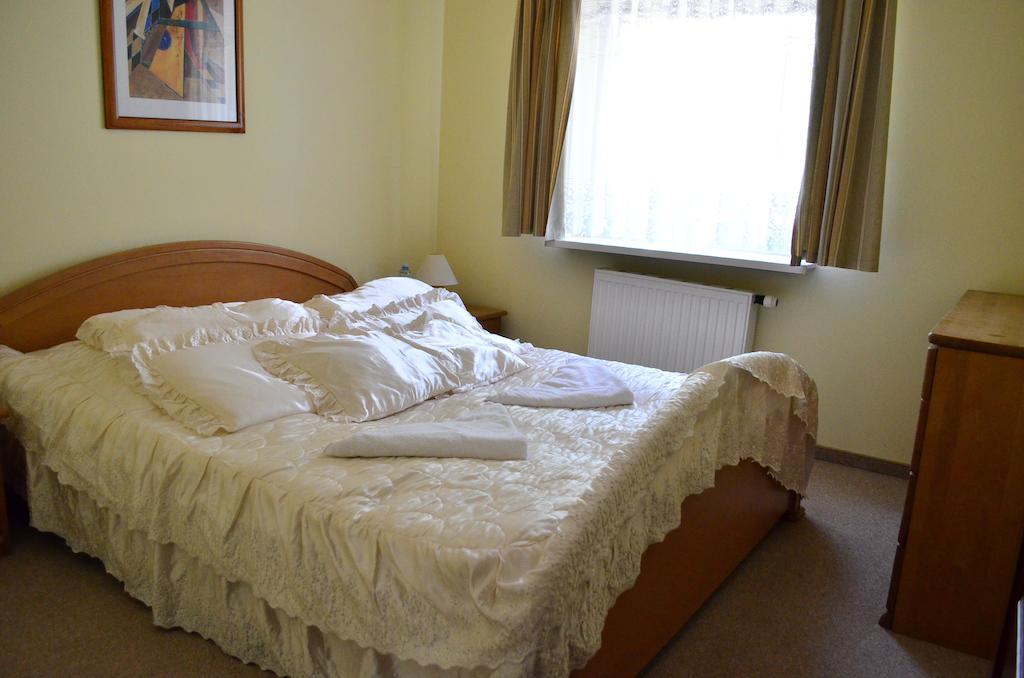 Hotel Mikorzyn Slesin  Room photo
